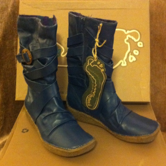 Groundhog Blue Molly II Boot Size closer to 8.5!!! - Picture 3 of 4