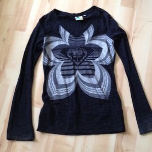 Roxy long sleeve shirt