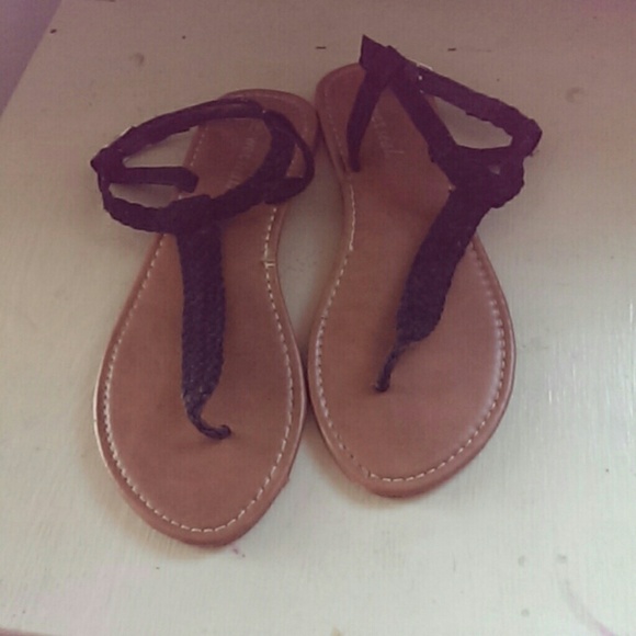 Sandals - Picture 3 of 3