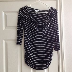 Hold for @helengtz Maternity top