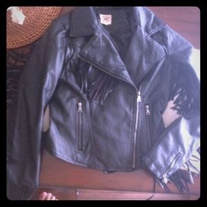 Size M leather jacket asking $80 Obo