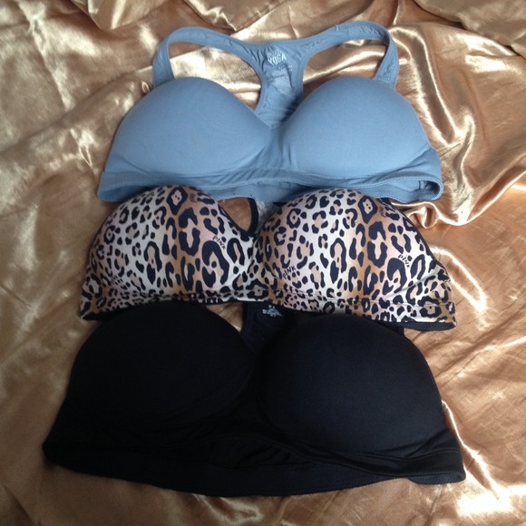 ⚫️Victorias Secret yoga sports bras