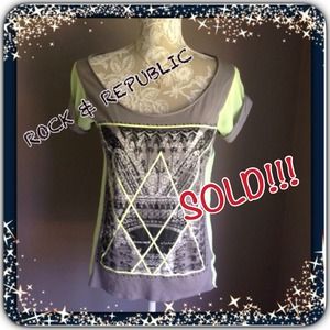 🌿 ROCK & REPUBLIC TOP 🌿