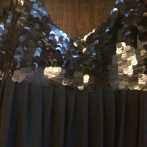 Sequin dress - Picture 2 of 4