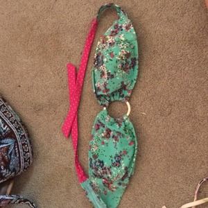 Strapless flowery swim top