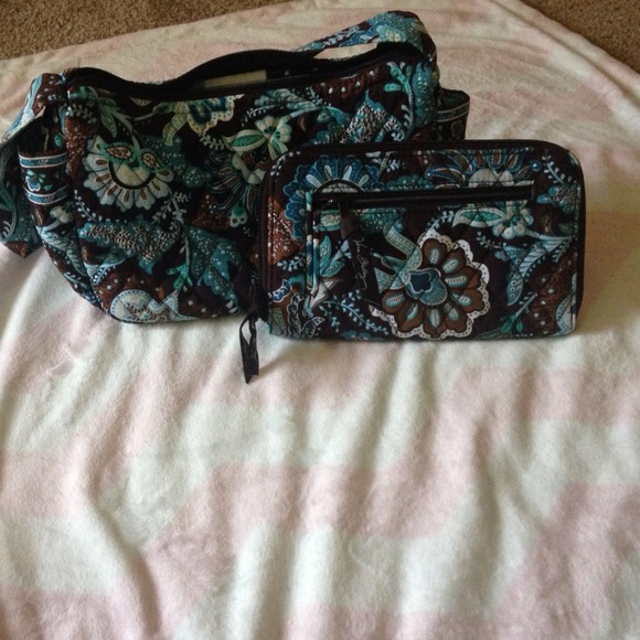 Vera Bradley purse with matching wallet