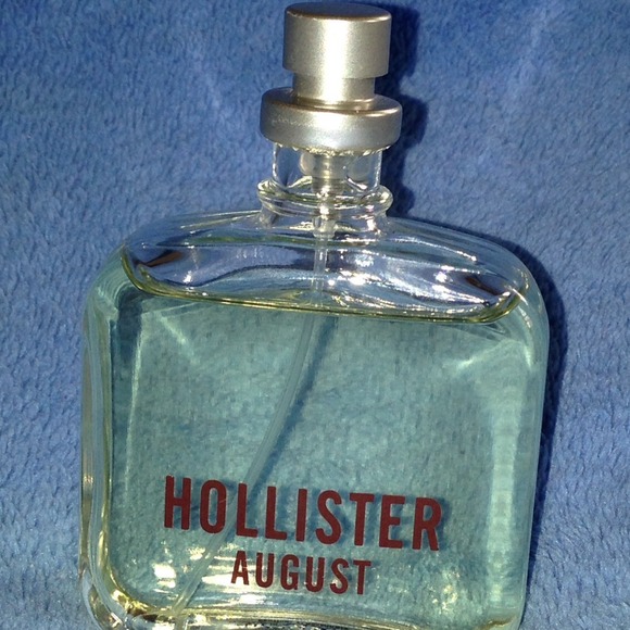 Hollister August Perfume