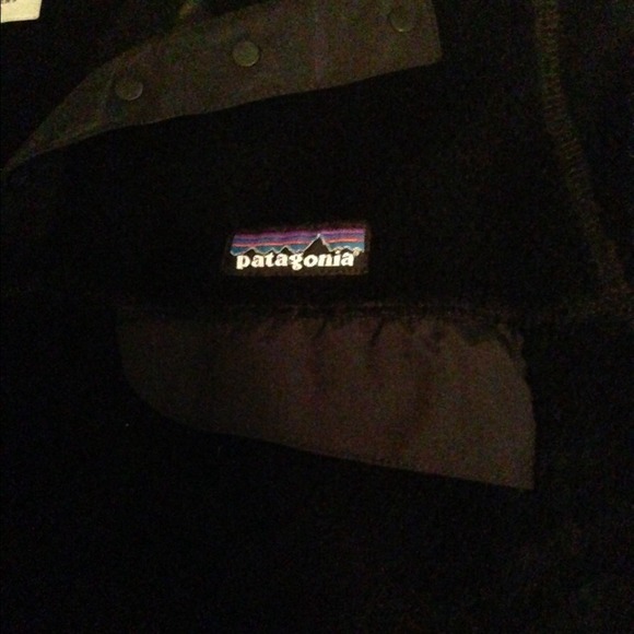 Black Patagonia pullover - Picture 2 of 3