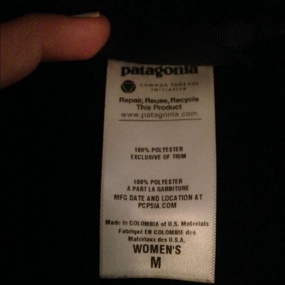 Black Patagonia pullover - Picture 3 of 3