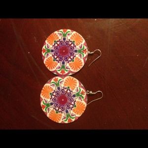 Lot of earrings and one ring