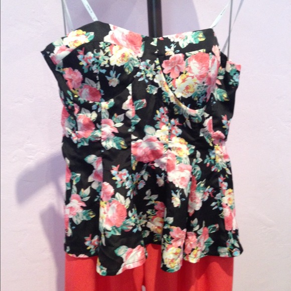 G-Stage Floral print peplum strapless top