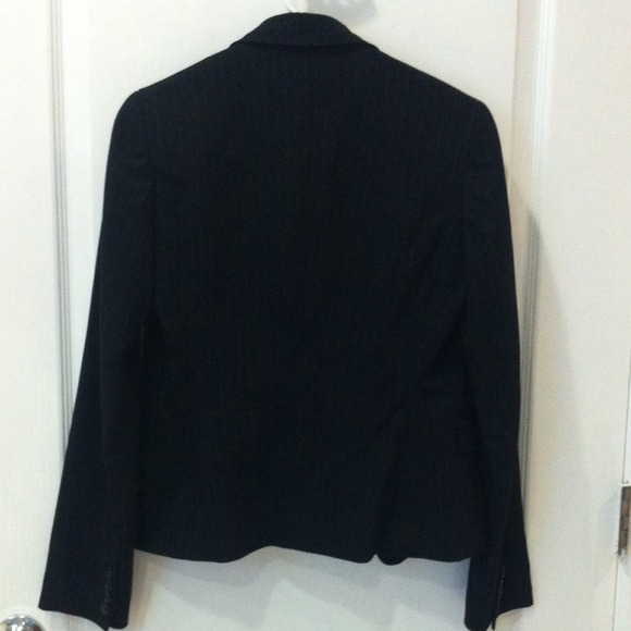 SOLD! Elie Tahari Black w/ thin white Stripes Suit - Picture 4 of 4