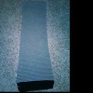Ugg scarf