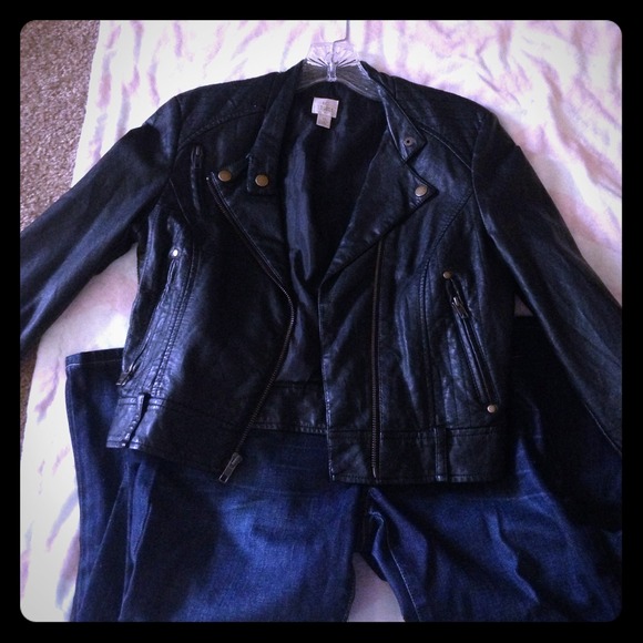 Fashionable Faux  Leather Jacket