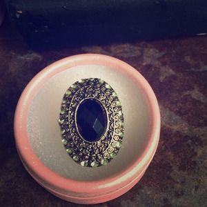 Old gold color green ring