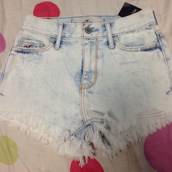 Hollister acid washed high rise denim shorts