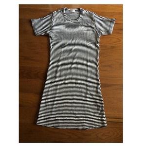 Brandy Melville "Jennifer" dress