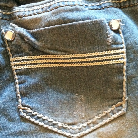 Rue 21 denim shorts - Picture 3 of 3