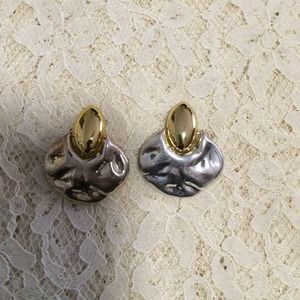 Two-tone clip on earrings Two-tone clip on earrings