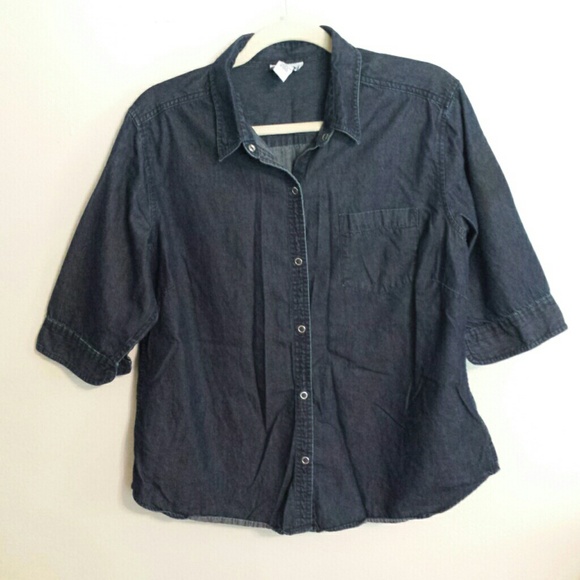 NWOT Dark denim snap up top