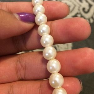 Pearl bracelet