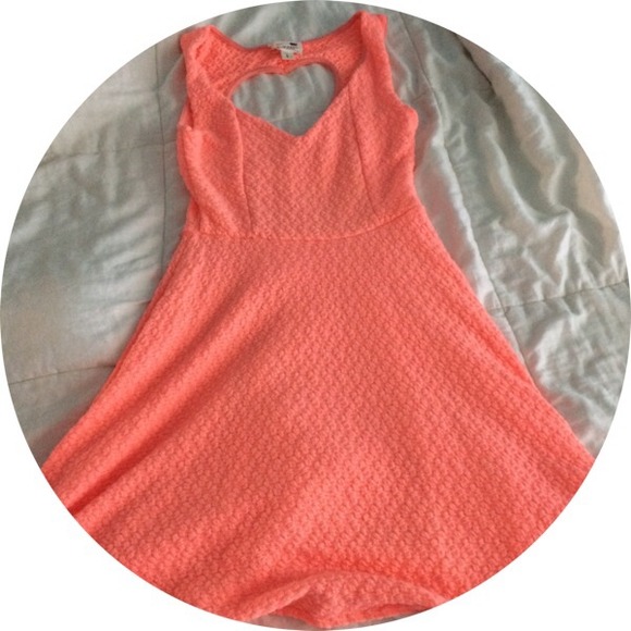 LA hearts dress