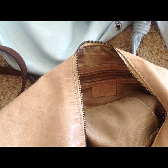 Shoulder bag - Picture 3 of 3