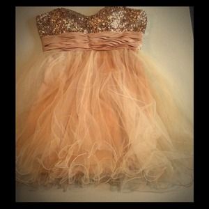 Champagne short homecoming dress!