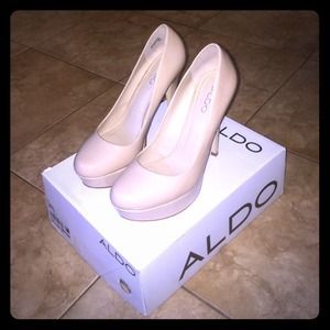 ❤️❤️Aldo CapeCoral Nude Platform Heel❤️❤️