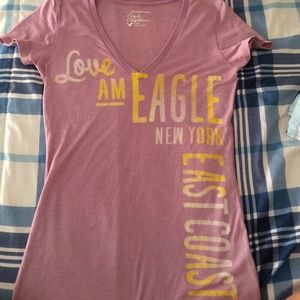 American Eagle v-neck