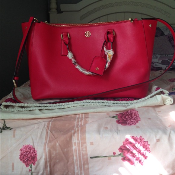 ✨Super Final Sale✨Tory Burch large Robinson tote