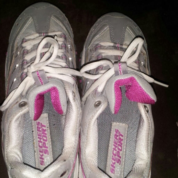 Sneakers - Picture 4 of 4