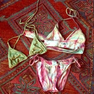 Lucky Brand tie-dye bikini with spare top!