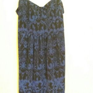 blue and black pattern dress