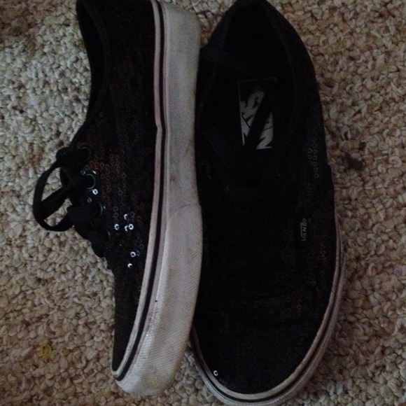 Vans - Picture 2 of 3