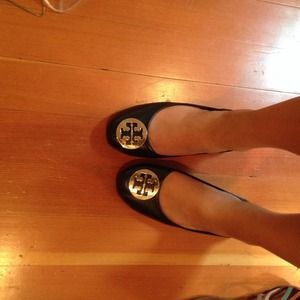 Never been worn Tory Burch Rivas flats