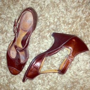 Nordstroms Soft chocolate, patent leather heels