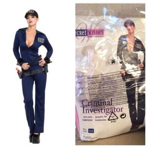 Halloween costume criminal investigator