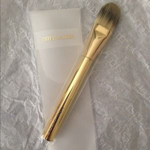 Estée Lauder Foundation Brush