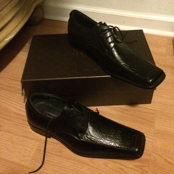 Shoes never worn - Picture 3 of 4