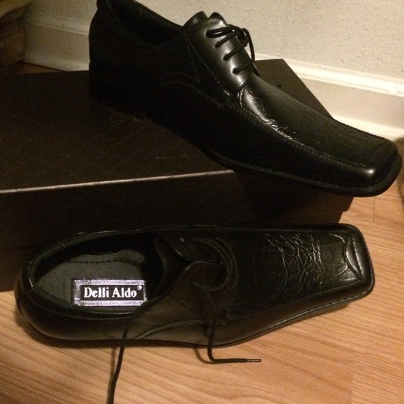 Shoes never worn - Picture 4 of 4