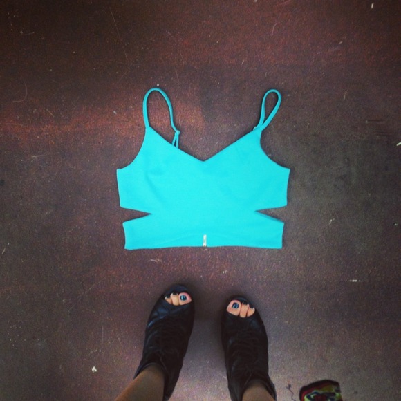 minty stylish crop top