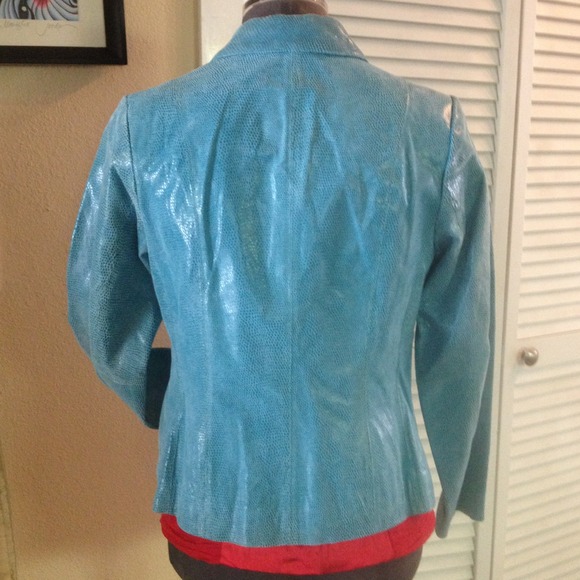ALFANI Petite teal snake embossed leather jacket - Picture 3 of 4