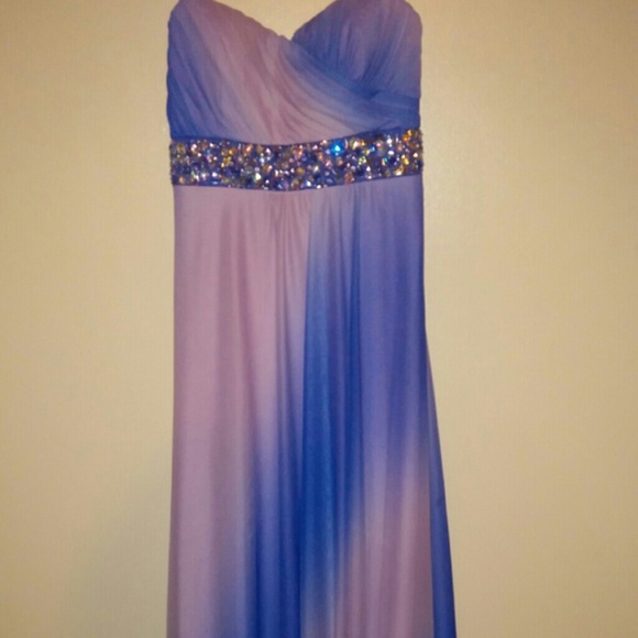 Prom Dress - Picture 2 of 3