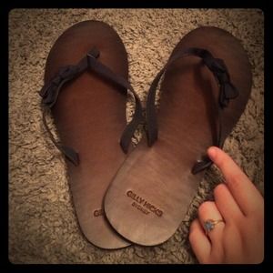 Gilly Hicks Flip-Flops