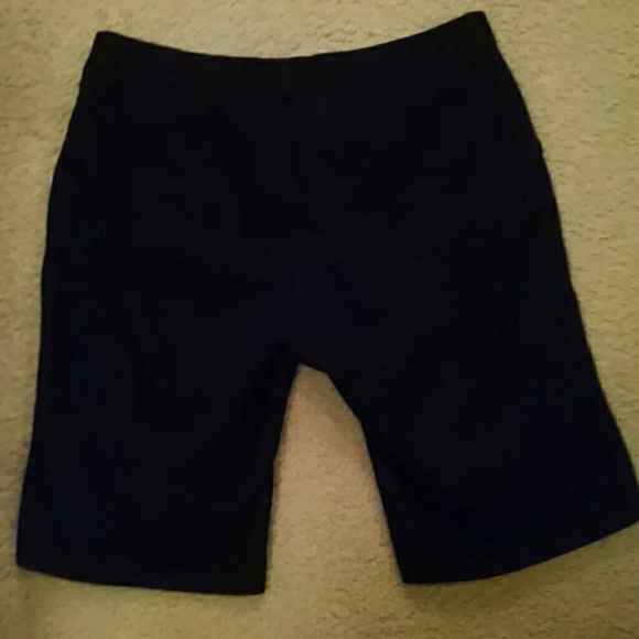 Black capris - Picture 3 of 3