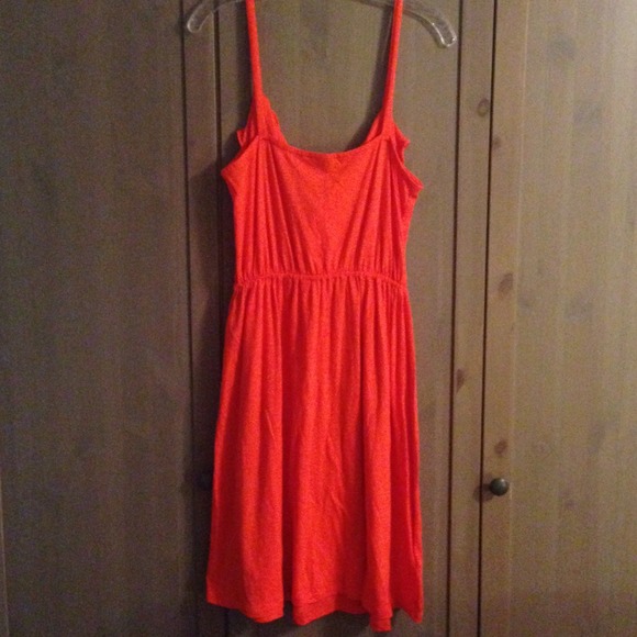 🚫SOLD IN BUNDLE🚫LOFT ruffle dress - Picture 3 of 4