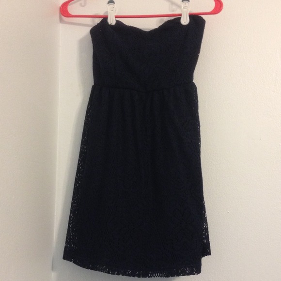 Navy blue strapless dress