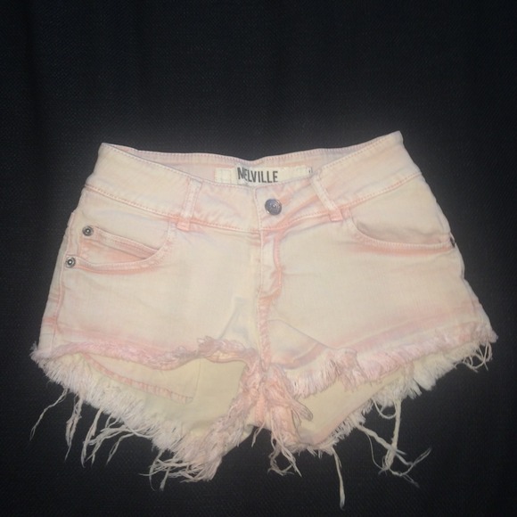 Brandy Melville Pants - Brandy melville pink shorts