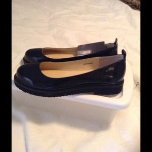 New Urban outfitters flats